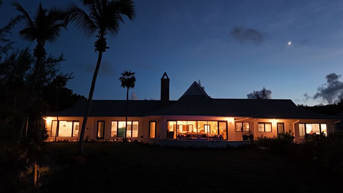 Bird of Paradise Suite bedroom at Hightide Estate with ocean views
