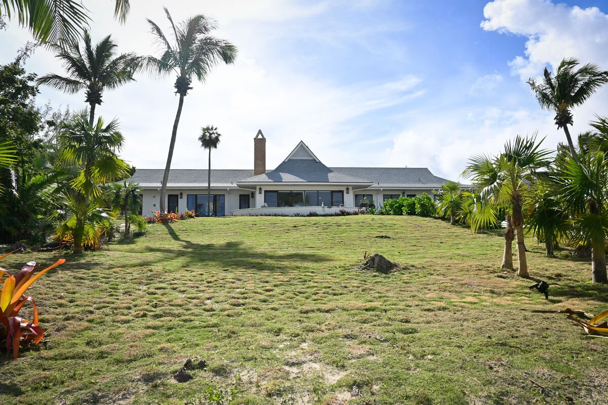 Hightide Estate beachfront property aerial view